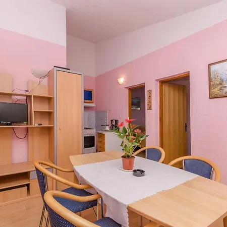 Melita Apartment *