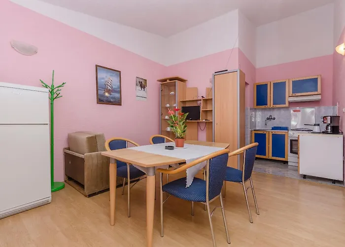 Melita Apartament *
